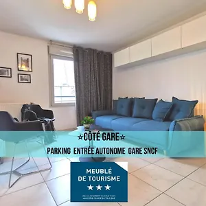 Cote Gare - Gare - Centre-ville - Parking - Netflix - Wifi - Disney+ - Terrasse Apartment